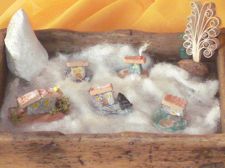 Casette - Materiali: sassi dipinti