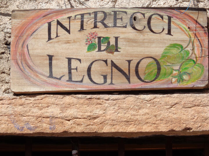 L'insegna